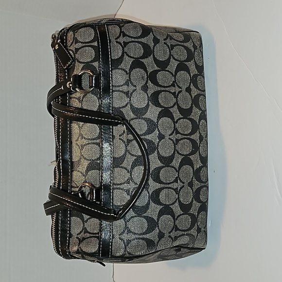 PREOWNED COACH HOBO - Picture 4 of 12